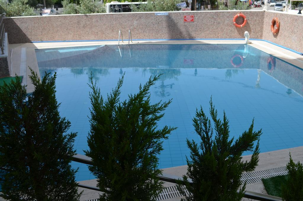 Hotel Prens Yildiz Ayvalik Ngoại thất bức ảnh