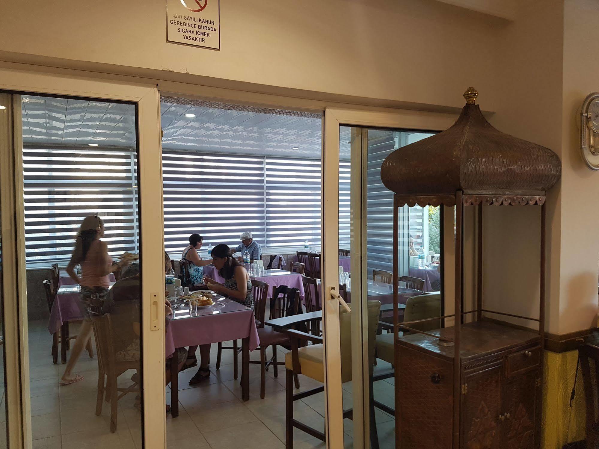 Hotel Prens Yildiz Ayvalik Ngoại thất bức ảnh