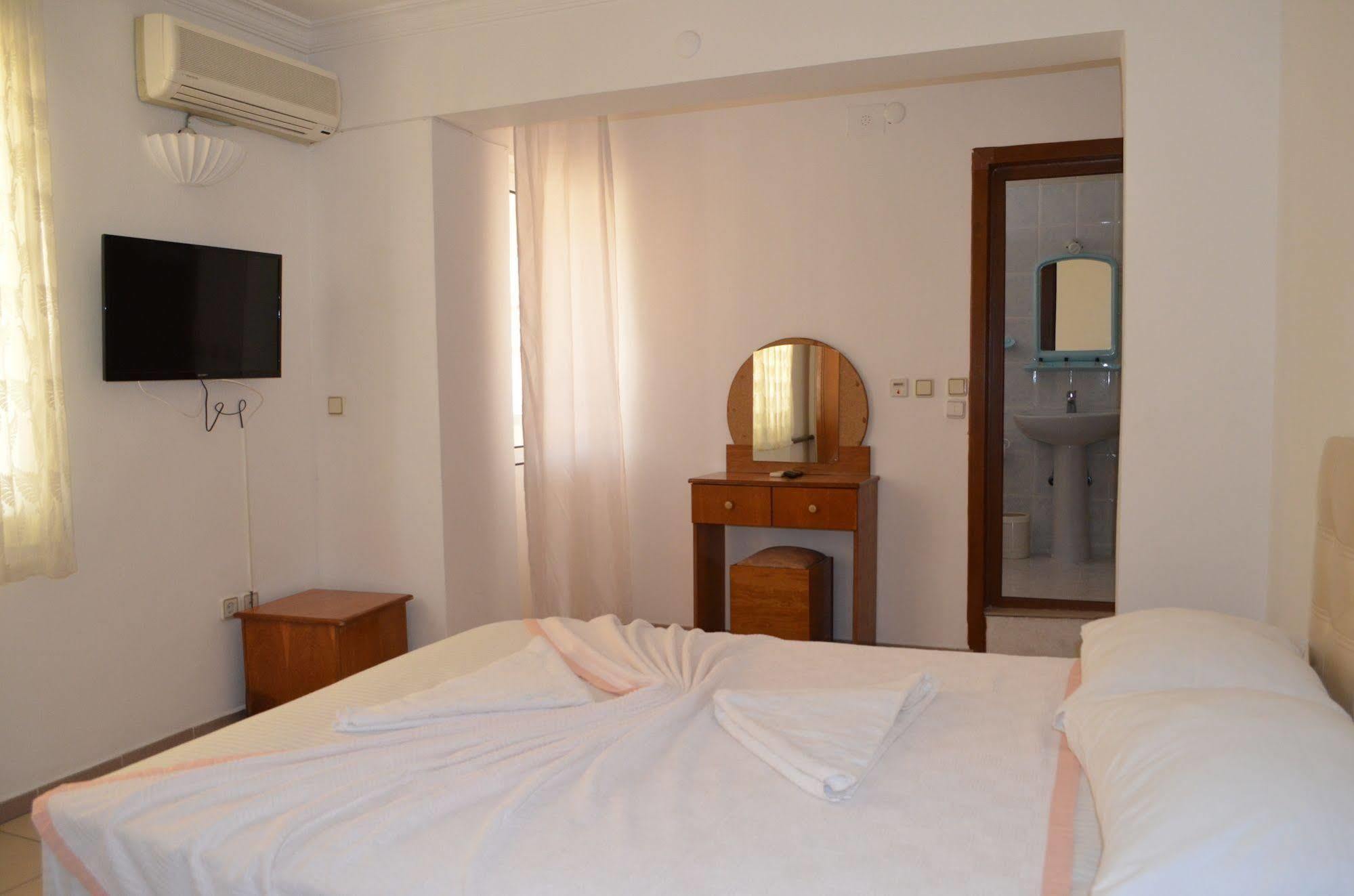 Hotel Prens Yildiz Ayvalik Ngoại thất bức ảnh
