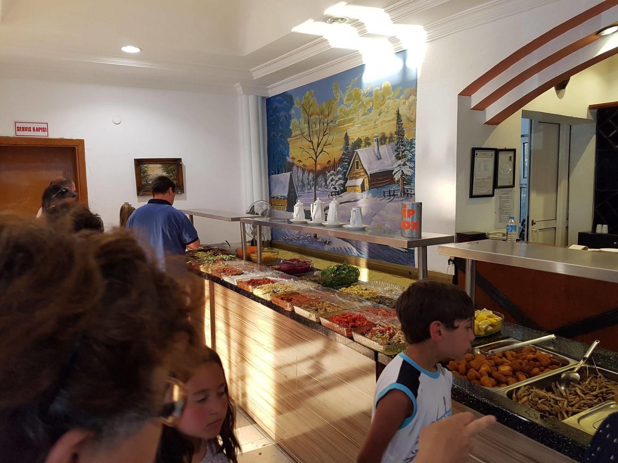 Hotel Prens Yildiz Ayvalik Ngoại thất bức ảnh