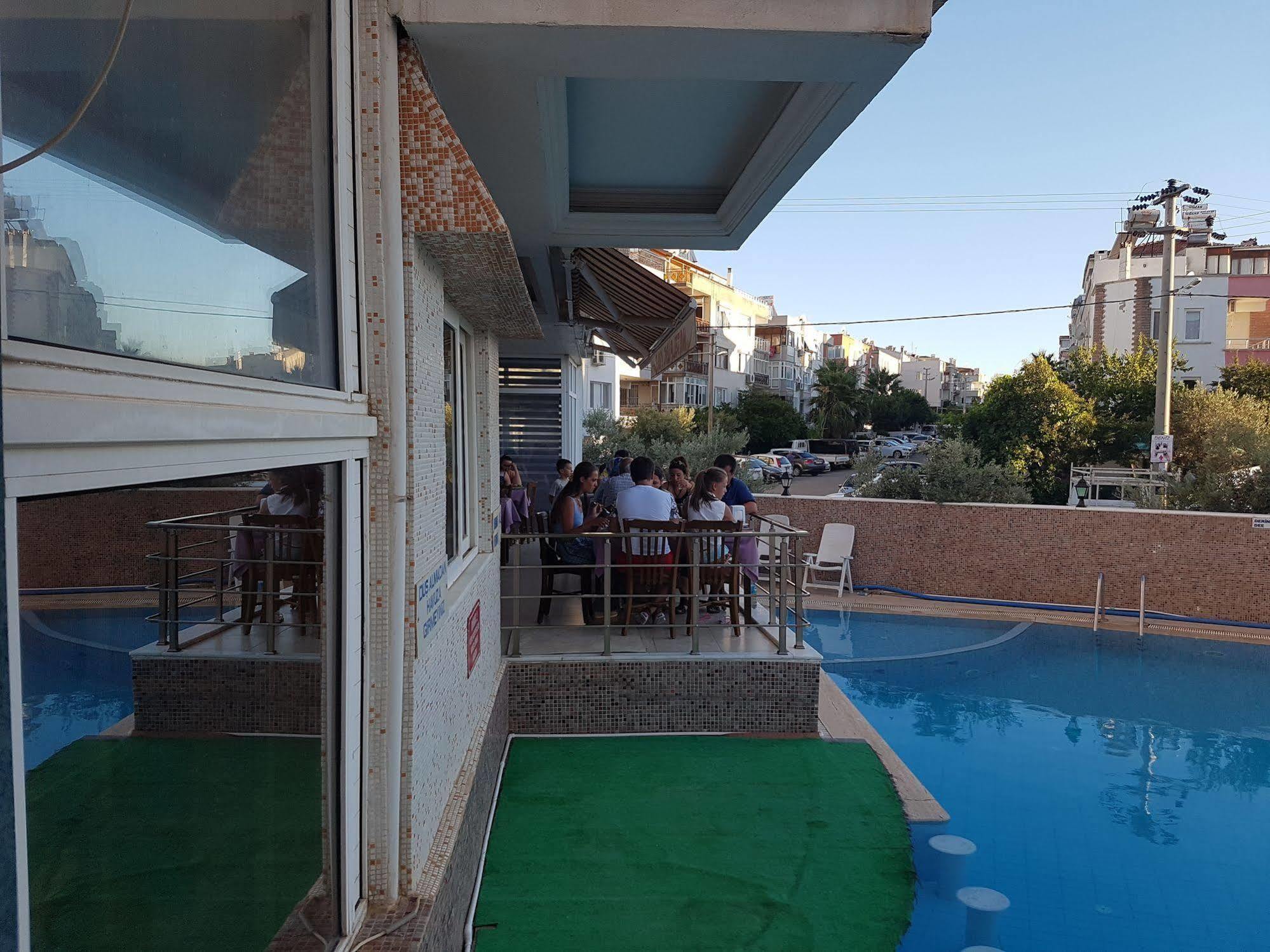 Hotel Prens Yildiz Ayvalik Ngoại thất bức ảnh
