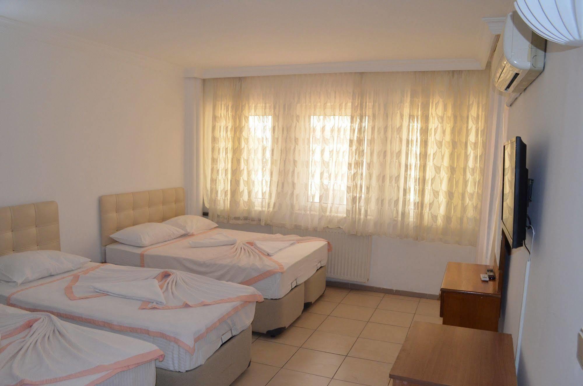 Hotel Prens Yildiz Ayvalik Ngoại thất bức ảnh