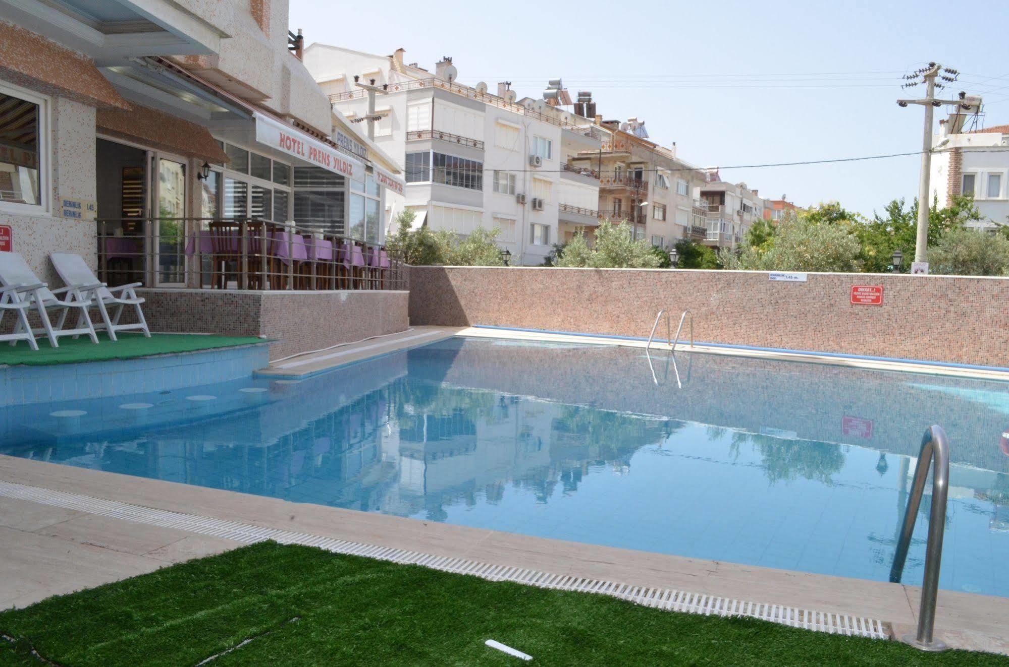 Hotel Prens Yildiz Ayvalik Ngoại thất bức ảnh